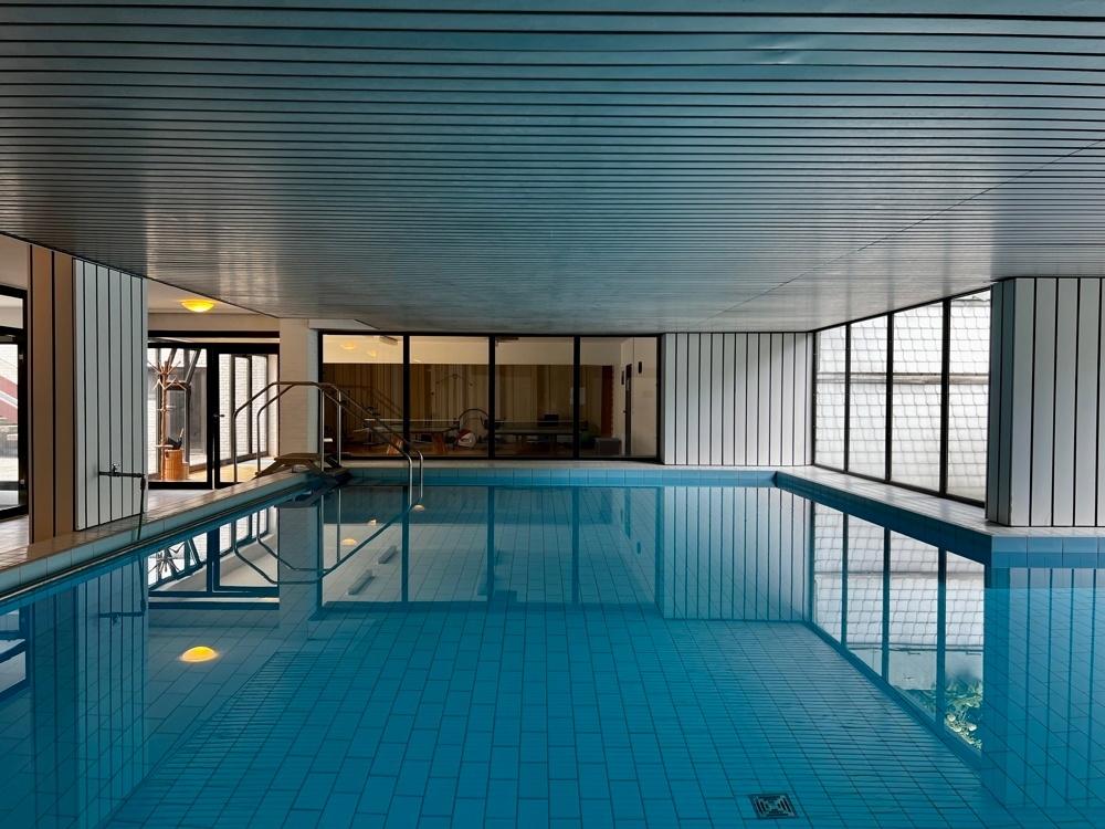 Indoor-Pool